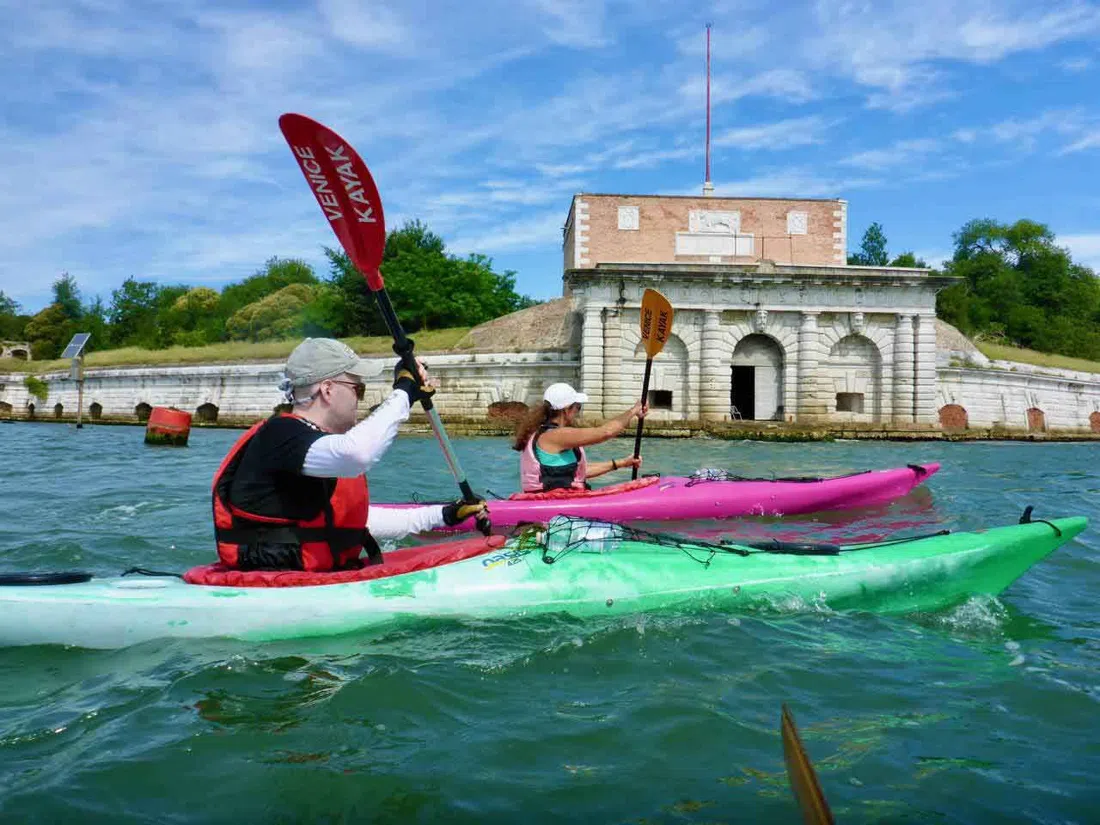 Venice Kayak (Real Venetian Kayak), Venice