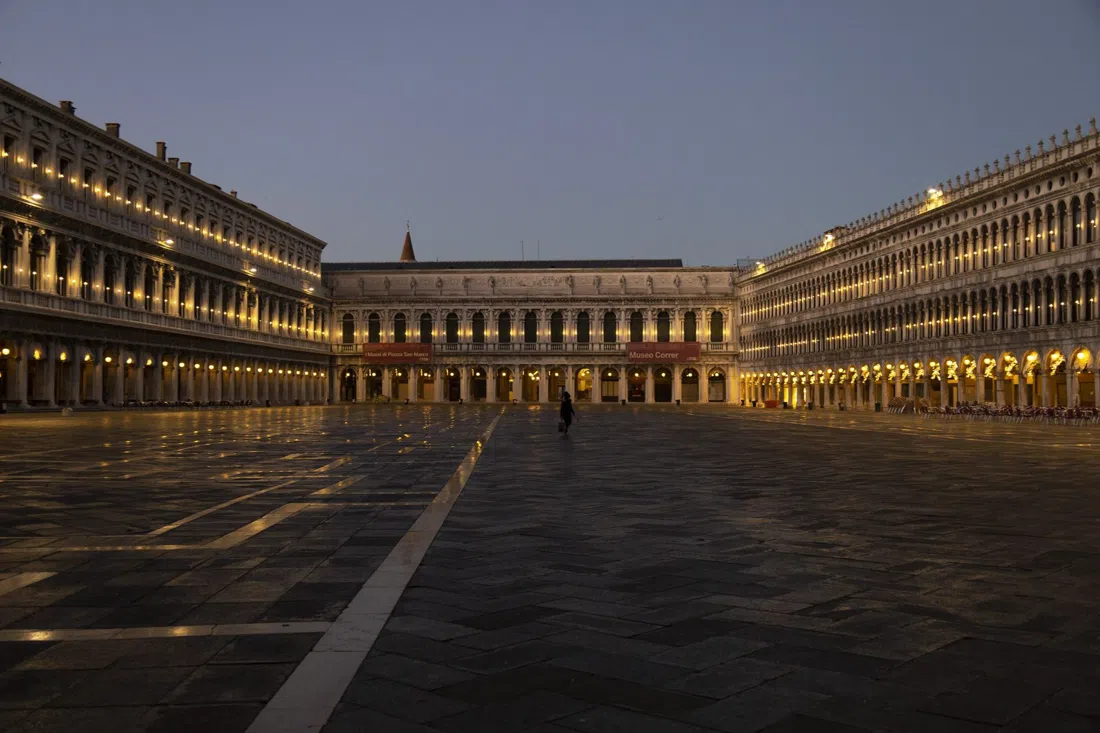 Aperture Tours — Venice Dawn Photo Tour, Venice