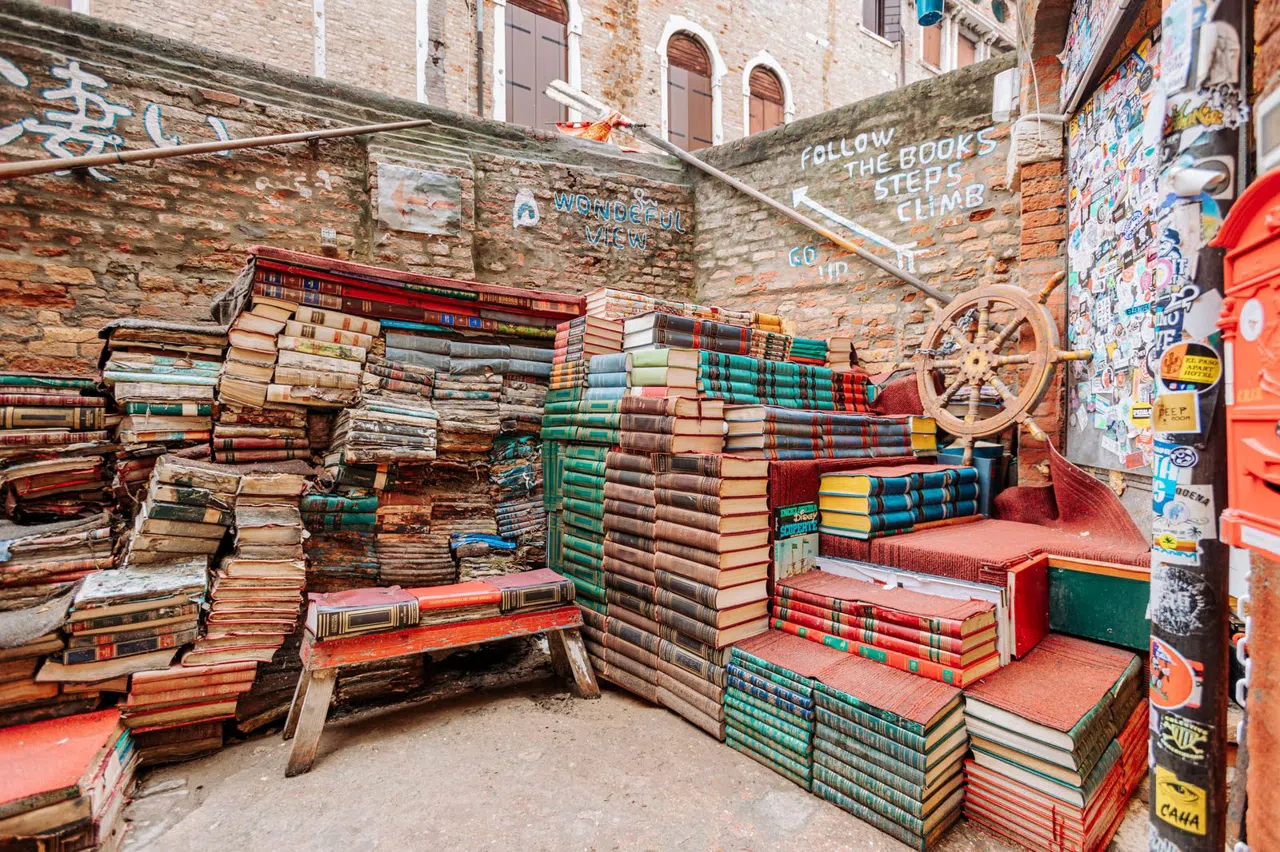 Venice's Literary Underbelly and Bookshops