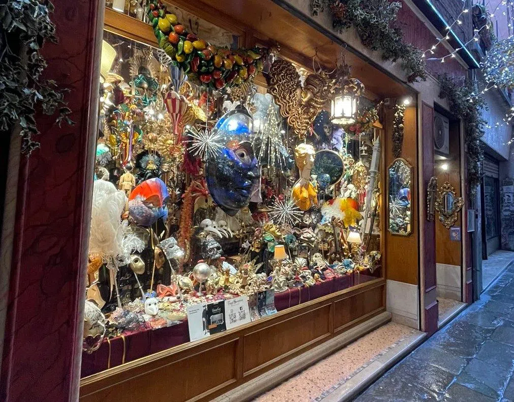 Tragicomica, Venise